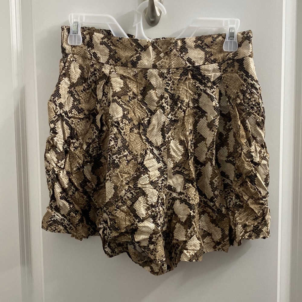 H&M Brown Snake Print Shorts Size 8